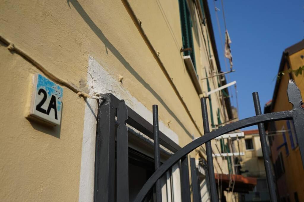 La Taverna Di Gianni Near The Beach Italy Riviera Lägenhet Savona Exteriör bild